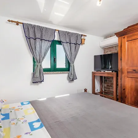 1 Bedroom Gorgeous In *
